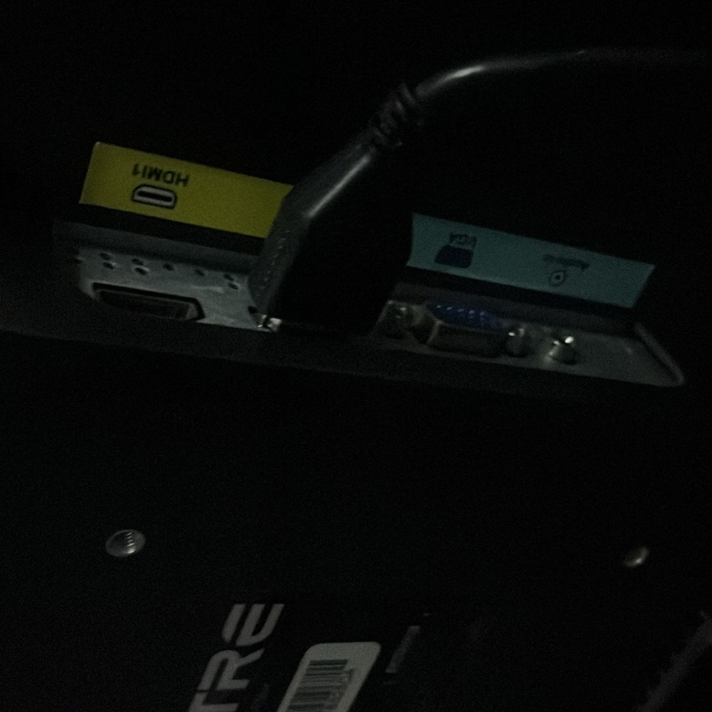 Monitor - Picture 2 of 4